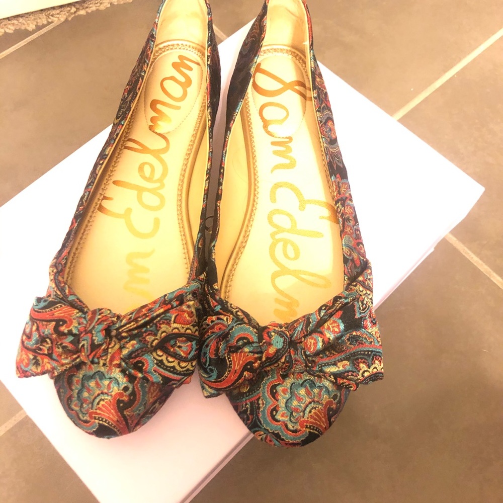 Colorful flats